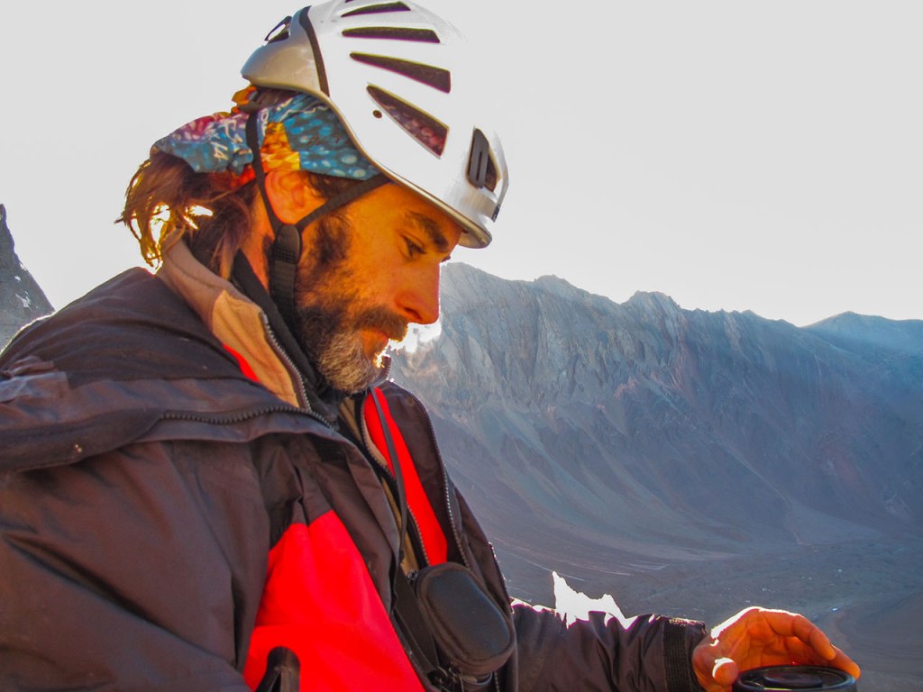 MARIANO GALVÁN – ASCENSO EN SOLITARIO POR LA CARA SUR DEL ACONCAGUA&nbsp;(2010)
